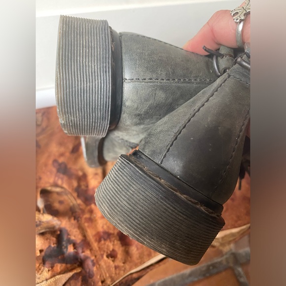 Dr.Martens Triumph 1914 boots black leather spartan fabric grip outsoles size 9 - Picture 8 of 15